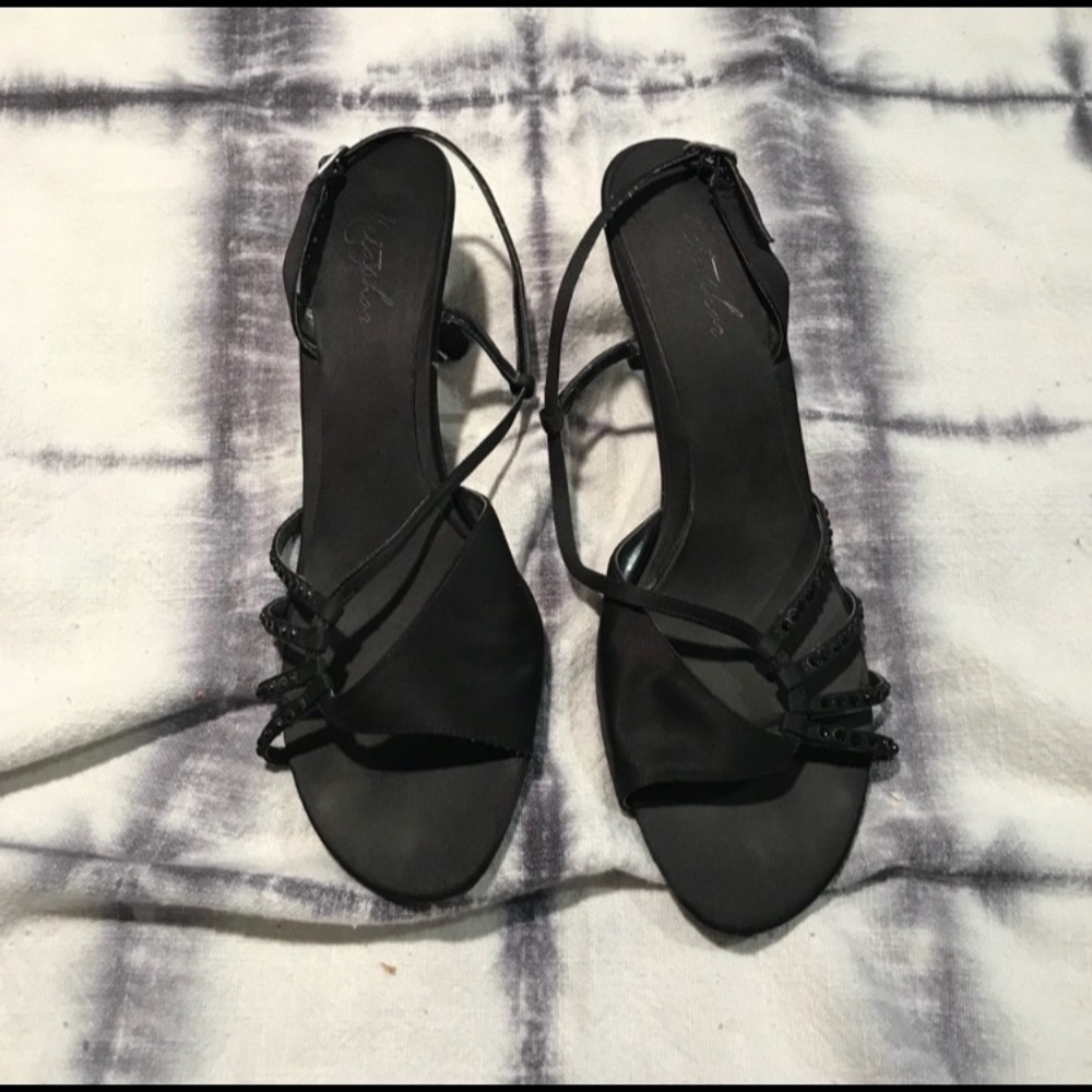Vintage Metaphor Black Gem Kitten Heels